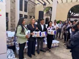 Liderazgo y compromiso, la Primera Dama lleva esperanza y apoyo a familias tarijeñas