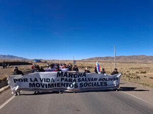 La Paz y El Alto cercados: escasez, filas y marcha evista presionan al Gobierno