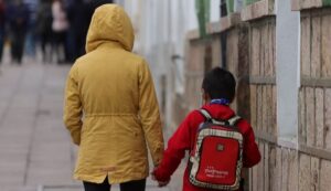 Juntas escolares esperan informes del SEDES y Senamhi para definir retorno a clases