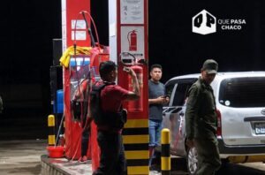 Yacuiba: Delincuentes atracan surtidor, golpean a trabajador y huyen en moto